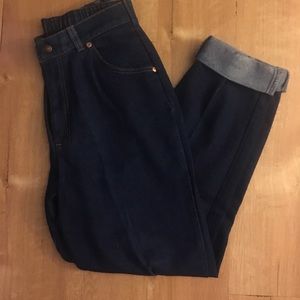 Levi's Cinched Waist Cropped Jeans